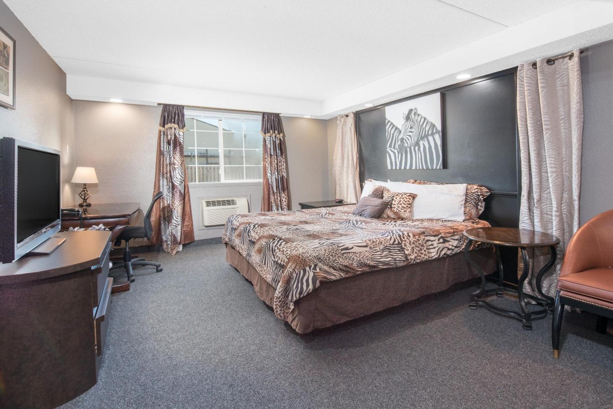 Knights Inn And Suites - Grand Forks Extérieur photo