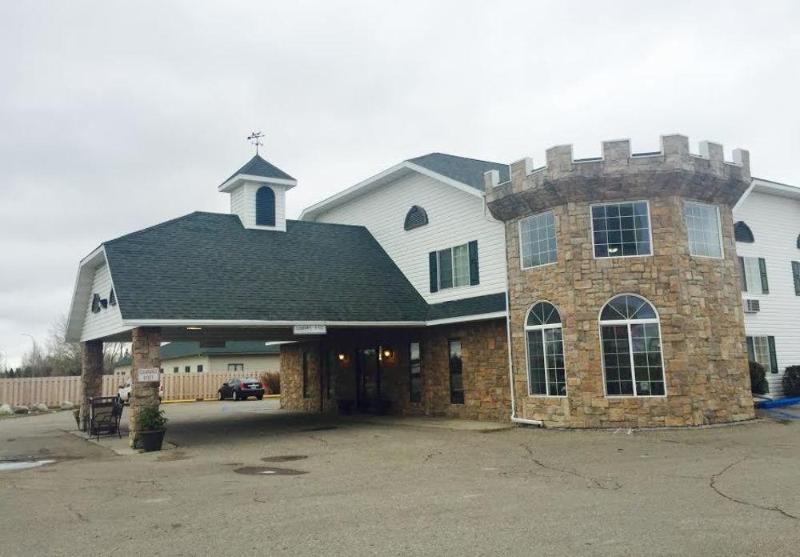 Knights Inn And Suites - Grand Forks Extérieur photo